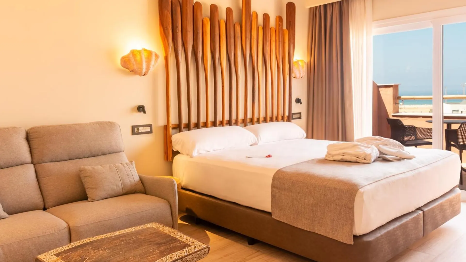Tarifa Lances By Qhotels Отель